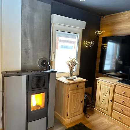 Tiny House *