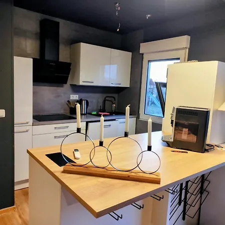 Tiny House Apartment *